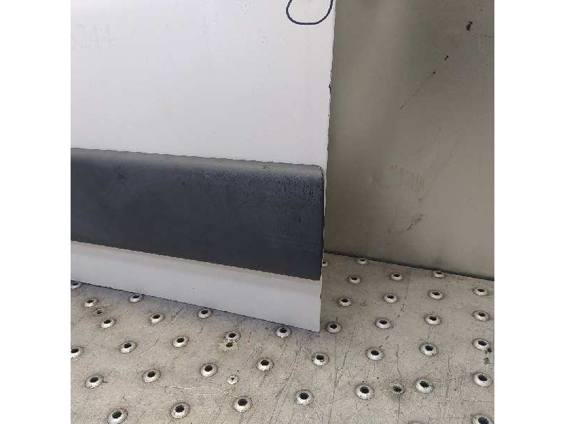 Recambio de puerta delantera izquierda para citroën berlingo 1.9 600 d furg. referencia OEM IAM   