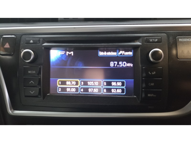 Recambio de sistema audio / radio cd para toyota auris hybrid active referencia OEM IAM 8614002010  CVVS02F3AE