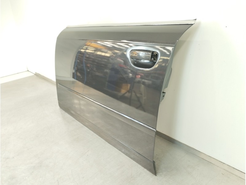 Recambio de puerta delantera izquierda para audi a4 berlina (8e) 2.0 tdi 16v (103kw) referencia OEM IAM 8E0831051L  