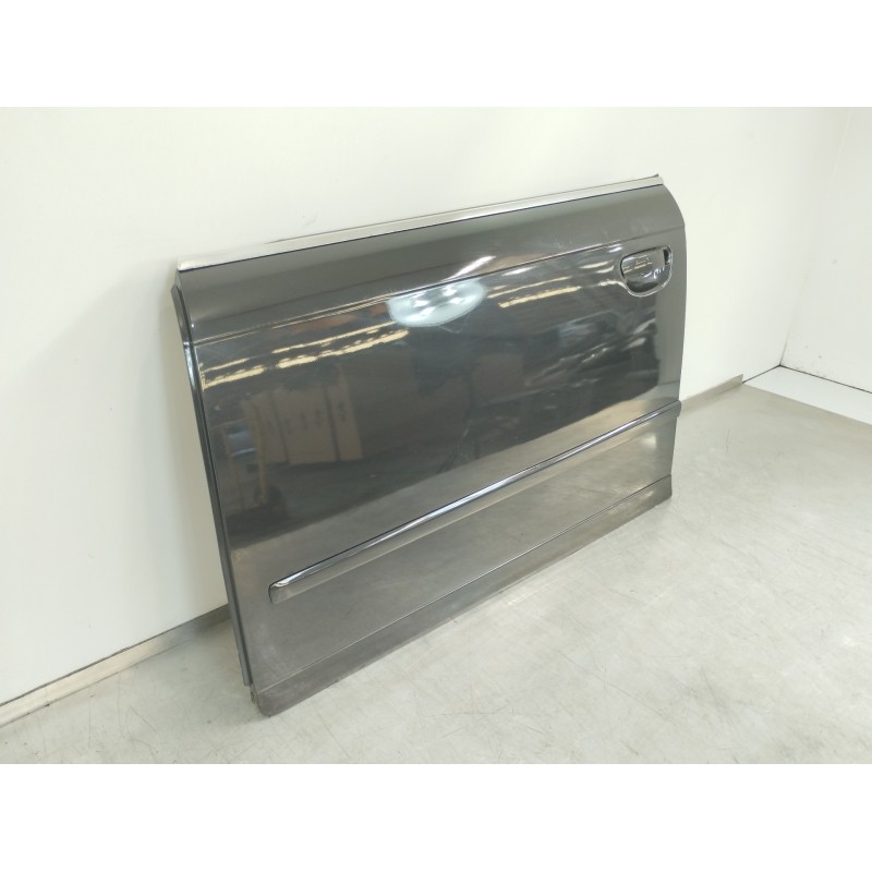 Recambio de puerta delantera izquierda para audi a4 berlina (8e) 2.0 tdi 16v (103kw) referencia OEM IAM 8E0831051L  