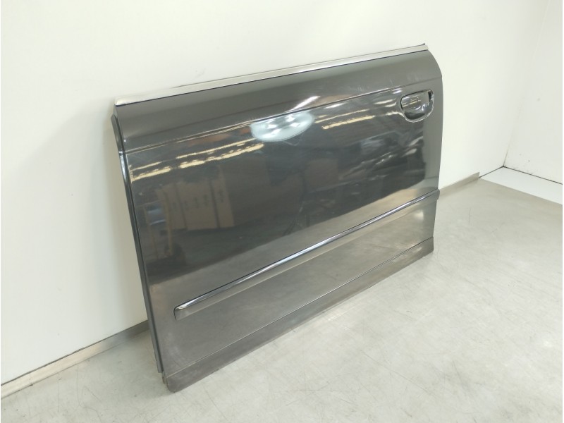 Recambio de puerta delantera izquierda para audi a4 berlina (8e) 2.0 tdi 16v (103kw) referencia OEM IAM 8E0831051L  
