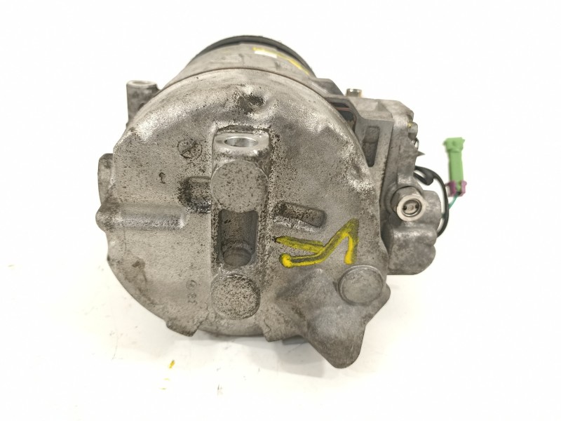 Recambio de compresor aire acondicionado para volkswagen passat berlina (3b3) advance referencia OEM IAM 8D0260808  