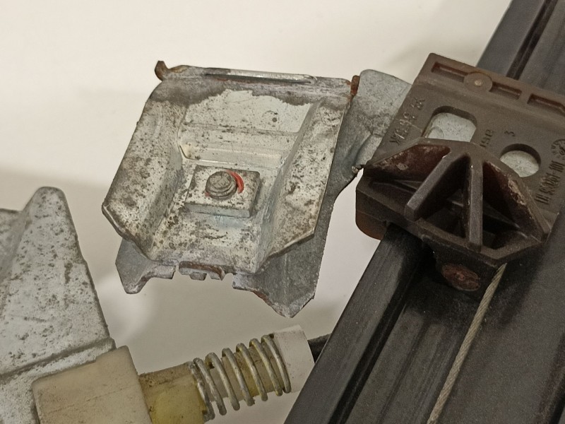 Recambio de elevalunas delantero izquierdo para saab 9-3 berlina 2.2 tid arc referencia OEM IAM 12755683  