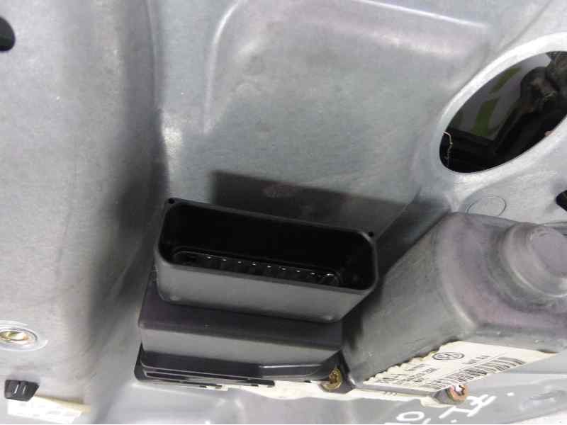 Recambio de elevalunas trasero izquierdo para volkswagen golf iv berlina (1j1) 25 aniversario referencia OEM IAM 1J4839729J  