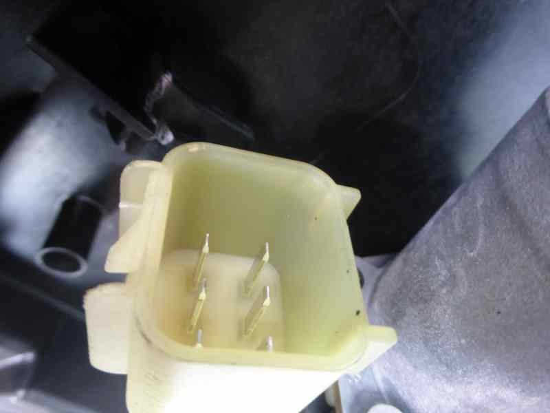 Recambio de elevalunas delantero izquierdo para ford fiesta (cb1) trend referencia OEM IAM 8A6114A389B 8A61A045H17AF 0130822404