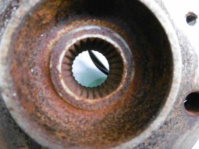 Recambio de mangueta delantera izquierda para peugeot 308 allure referencia OEM IAM   