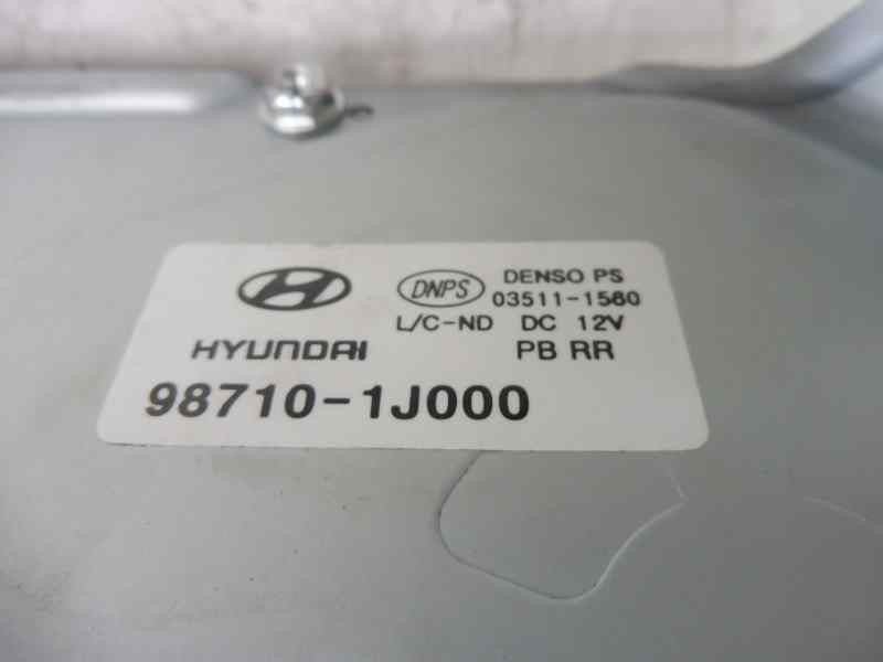 Recambio de motor limpia trasero para hyundai i20 comfort referencia OEM IAM 987101J000  