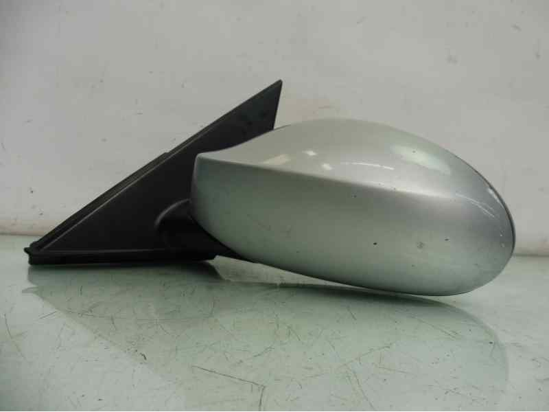 Recambio de retrovisor izquierdo para bmw serie 1 berlina (e81/e87) 120d referencia OEM IAM 51167268123  