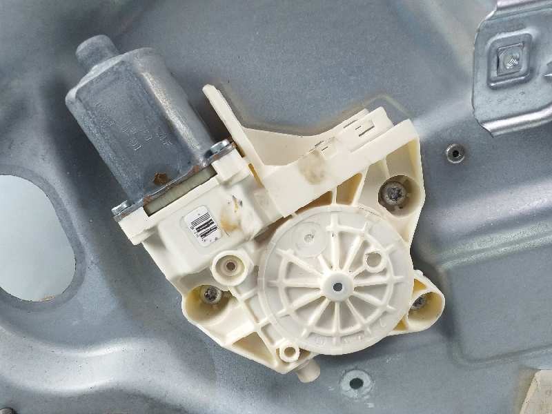 Recambio de elevalunas delantero derecho para ford focus lim. (cb4) trend referencia OEM IAM 7M51A203A28BB 4M5T14553 984697203