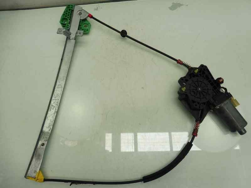 Recambio de elevalunas delantero izquierdo para ford fiesta berlina (dx) trend referencia OEM IAM 0130821682  