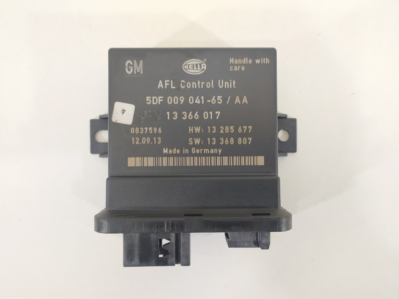 Recambio de centralita luces para opel astra j lim. excellence referencia OEM IAM 13366017  5DF009041