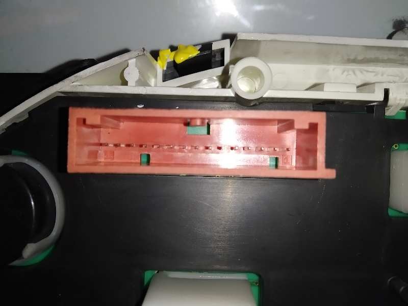 Recambio de cuadro instrumentos para renault laguna ii grandtour (kg0) dynamique luxe referencia OEM IAM 8200170305  