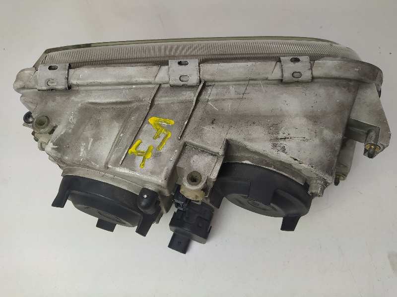 Recambio de faro izquierdo para volvo s40 berlina 1.9 d referencia OEM IAM   