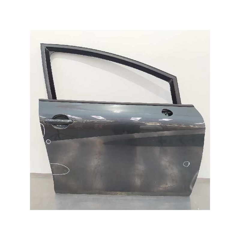 Recambio de puerta delantera derecha para seat leon (1p1) style ecomotive referencia OEM IAM 1P0831056A  