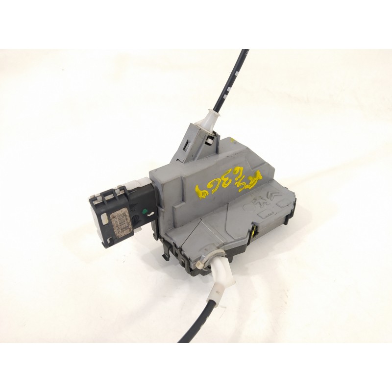 Recambio de cerradura puerta trasera izquierda para citroën c5 station wagon premier referencia OEM IAM 9135CY 574395 9800618780