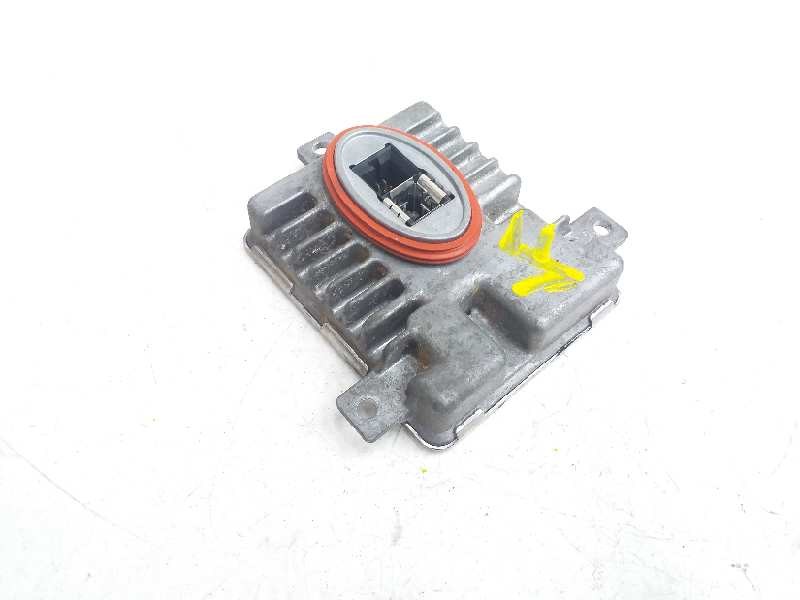 Recambio de centralita faros xenon para bmw serie 5 lim. (f10) 520d referencia OEM IAM 7237647  