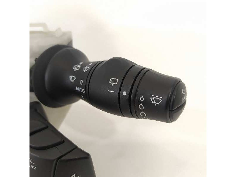 Recambio de mando luces para renault megane iii sport tourer dynamique referencia OEM IAM 255670019R  