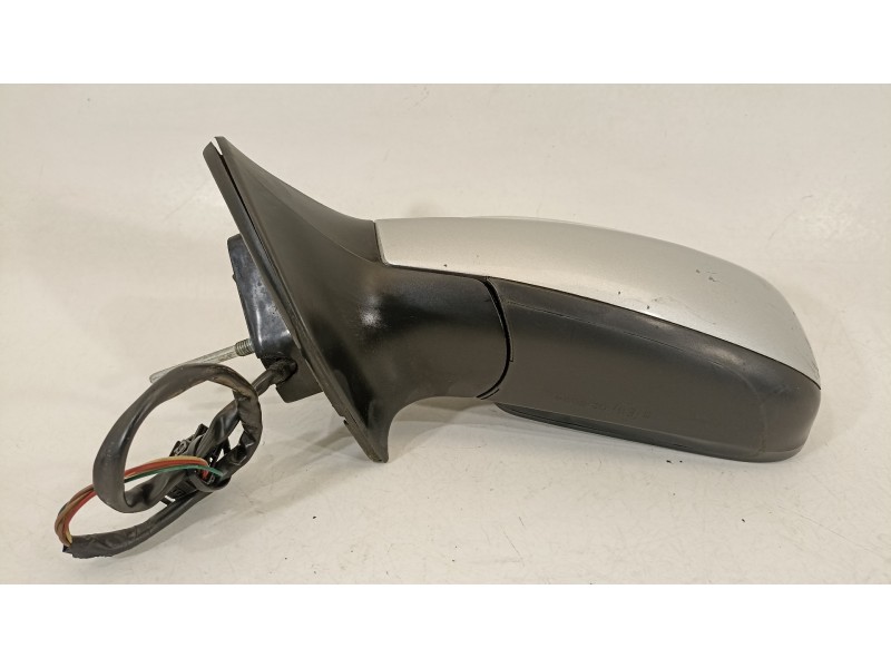 Recambio de retrovisor izquierdo para peugeot 407 sw sr sport referencia OEM IAM 8149VF  