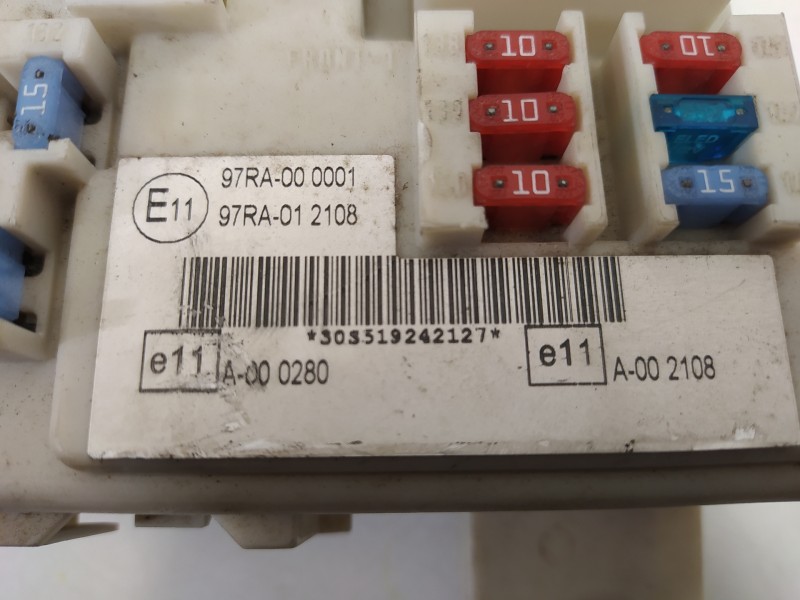 Recambio de caja reles / fusibles para ford c-max (cb3) ghia referencia OEM IAM 7M5T14A073CC  8M5T14014AAA