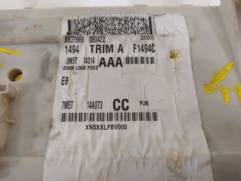 Recambio de caja reles / fusibles para ford c-max (cb3) ghia referencia OEM IAM 7M5T14A073CC  8M5T14014AAA