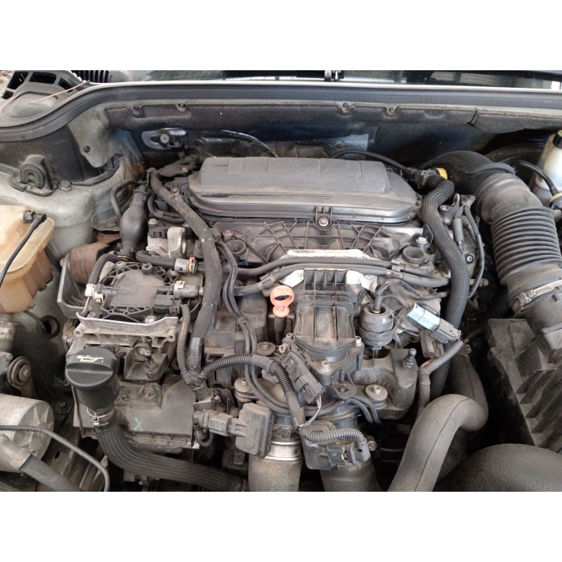 Recambio de despiece motor para peugeot 407 (6d_) 2.0 hdi (6drhha) referencia OEM IAM   