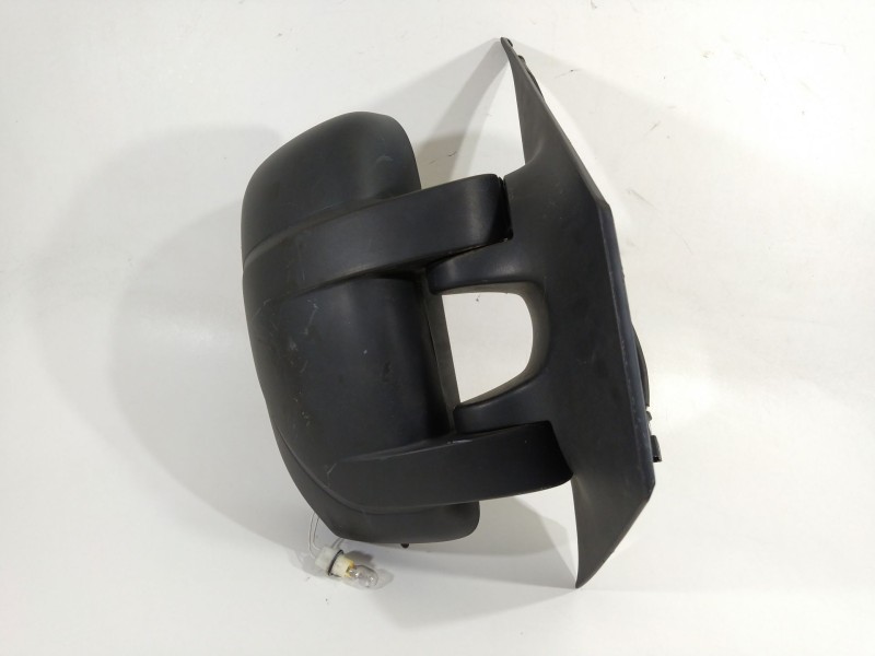 Recambio de retrovisor derecho para renault master kombi l1h1 3,3t referencia OEM IAM 963010146R  