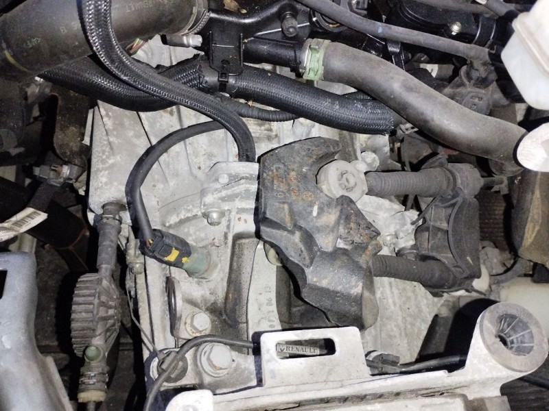 Recambio de caja cambios para renault megane iii berlina 5 p dynamique referencia OEM IAM   