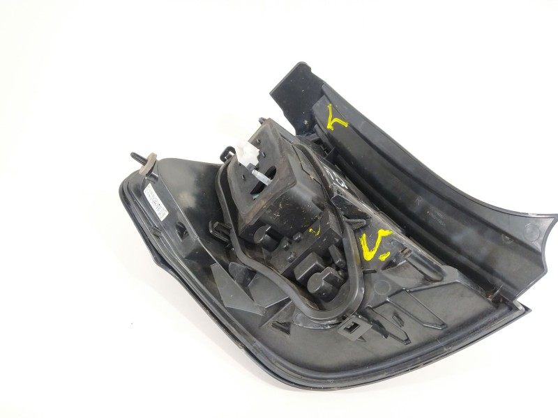 Recambio de piloto trasero derecho para citroën c3 attraction referencia OEM IAM 9673805280  