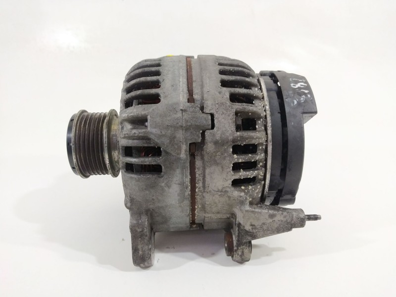 Recambio de alternador para audi a3 (8p) 2.0 tdi attraction (dpf) referencia OEM IAM 06F903023F 124525066 