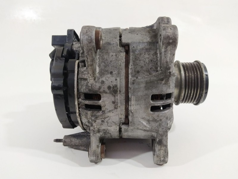 Recambio de alternador para audi a3 (8p) 2.0 tdi attraction (dpf) referencia OEM IAM 06F903023F 124525066 