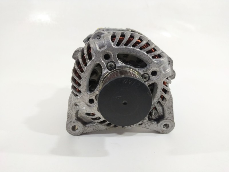 Recambio de alternador para renault captur limited referencia OEM IAM 231009933R  