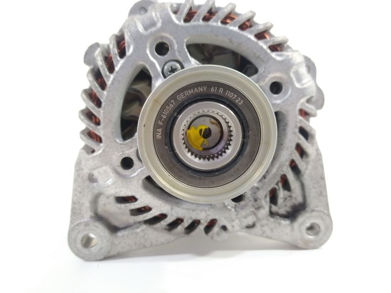 Recambio de alternador para renault captur limited referencia OEM IAM 231009933R  
