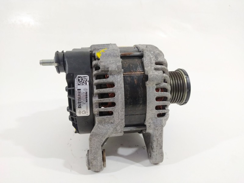 Recambio de alternador para renault captur limited referencia OEM IAM 231009933R  