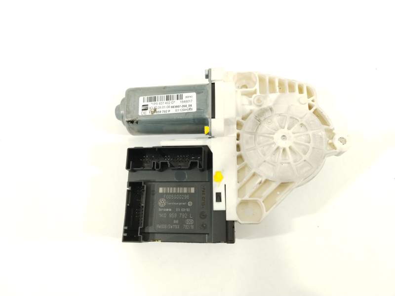 MOTOR ELEVALUNAS DELANTERO DERECHO 1K0959792L 