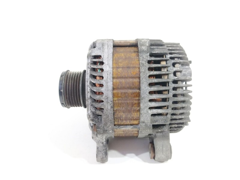 Recambio de alternador para renault scenic iii selection referencia OEM IAM 8200960533  