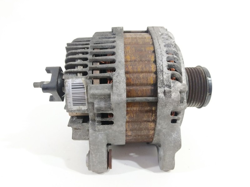 Recambio de alternador para renault scenic iii selection referencia OEM IAM 8200960533  