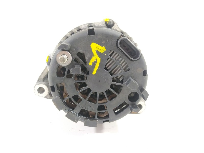 Recambio de alternador para ssangyong rodius xdi referencia OEM IAM A6651540202  
