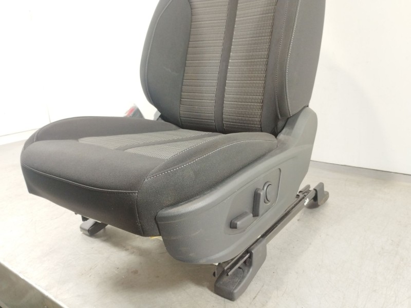 Recambio de asiento delantero izquierdo para kia sorento hev 2023 1.6 tci-gdi referencia OEM IAM   
