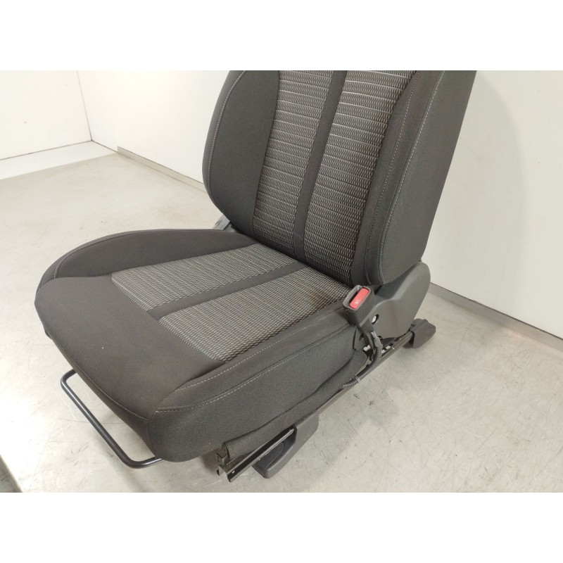 Recambio de asiento delantero derecho para kia sorento hev 2023 1.6 tci-gdi referencia OEM IAM   