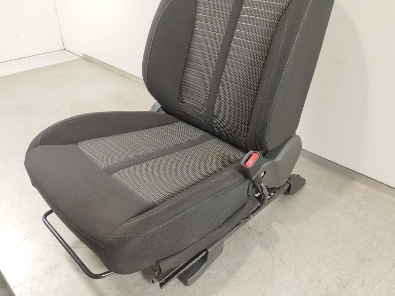 Recambio de asiento delantero derecho para kia sorento hev 2023 1.6 tci-gdi referencia OEM IAM   