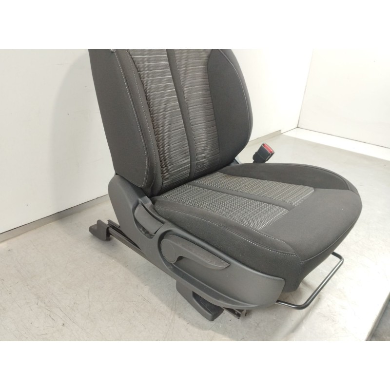 Recambio de asiento delantero derecho para kia sorento hev 2023 1.6 tci-gdi referencia OEM IAM   