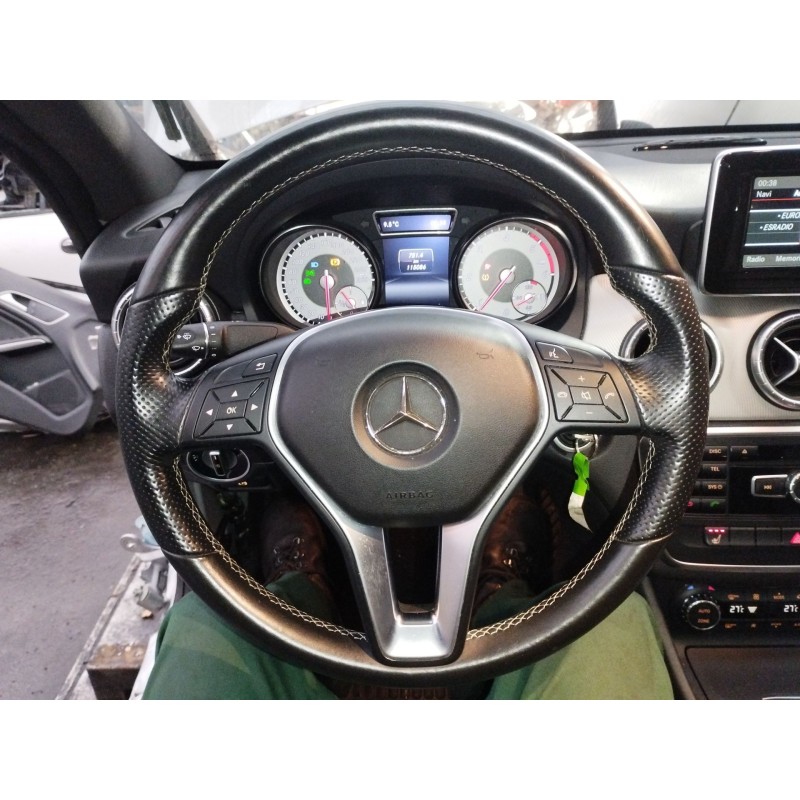 Recambio de volante para mercedes-benz clase cla (w117) cla 200 cdi (117.301) referencia OEM IAM   