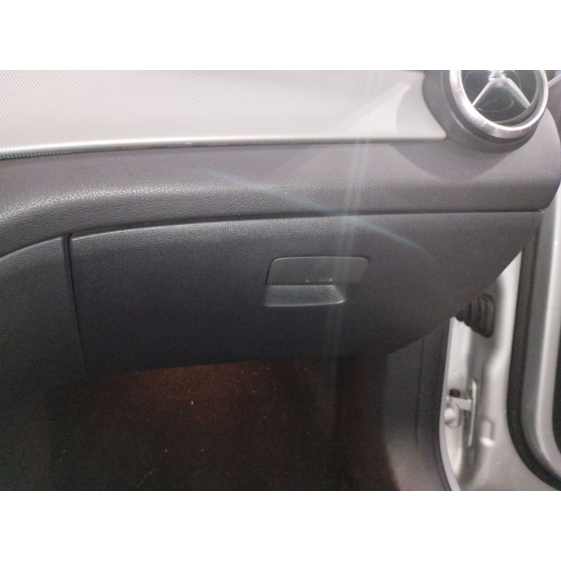 Recambio de guantera para mercedes-benz clase cla (w117) cla 200 cdi (117.301) referencia OEM IAM   