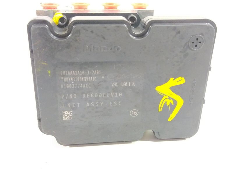 Recambio de abs para kia stonic (ybcuv) platinum edition referencia OEM IAM 58910H8480  