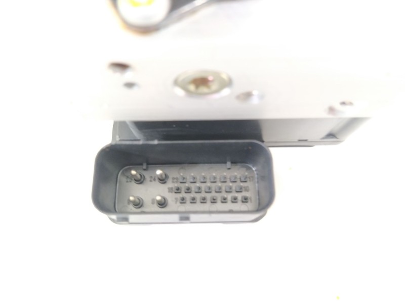 Recambio de abs para bmw serie 3 berlina (e46) 328i referencia OEM IAM 34511164896  34511164897