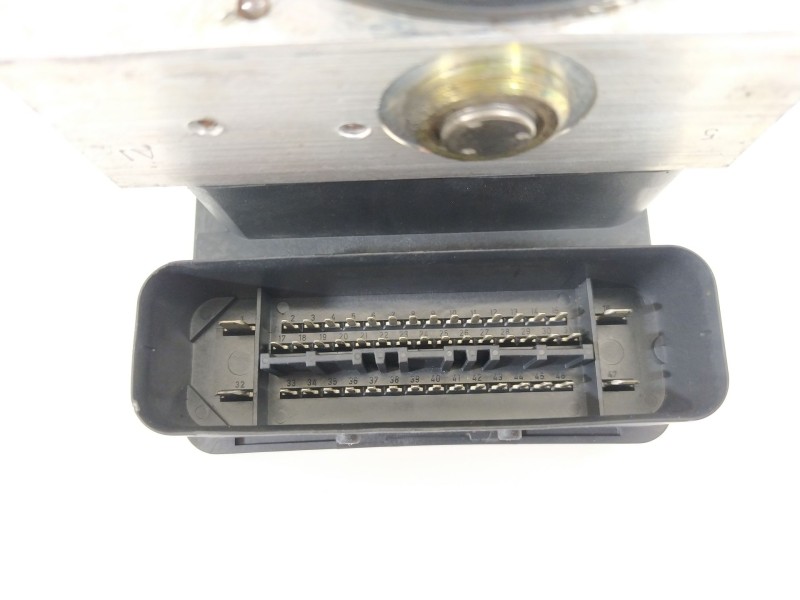 Recambio de abs para volkswagen golf iv berlina (1j1) highline referencia OEM IAM 1J0614517E  