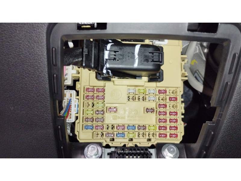 CAJA RELES / FUSIBLES 91953K7070 