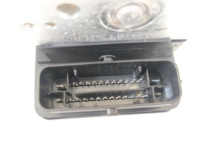 Recambio de abs para volkswagen up gti referencia OEM IAM 1S0614517R  