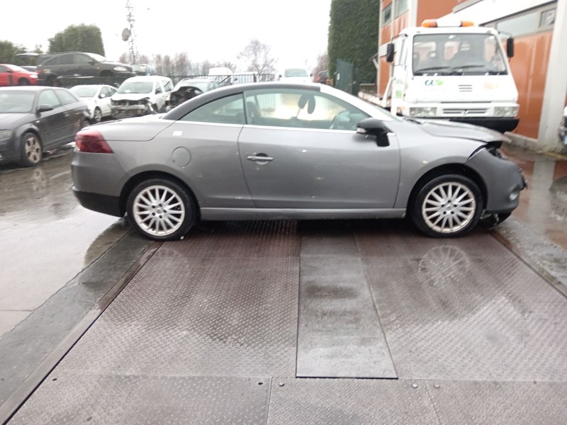 renault megane iii coupé-cabrio del año 2010