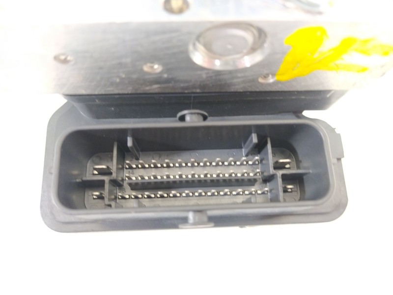 Recambio de abs para renault captur limited referencia OEM IAM 476601842R  